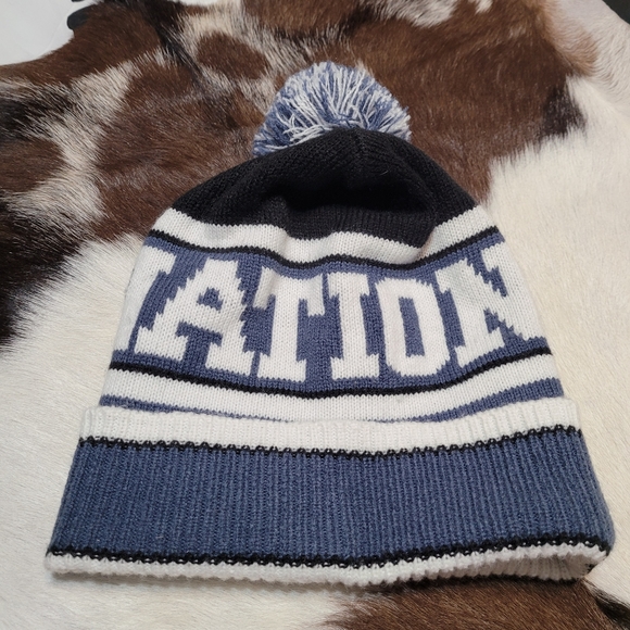 PINK beanie - Picture 2 of 4